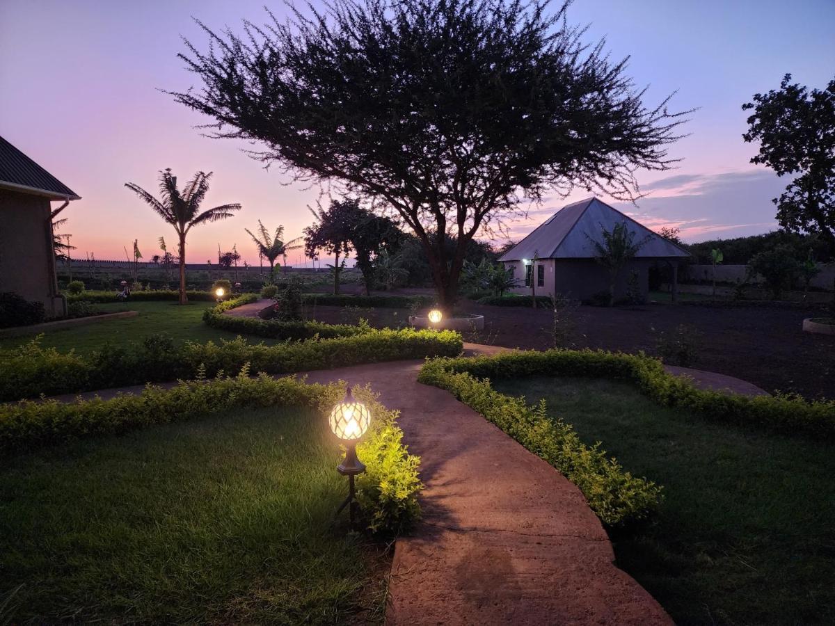 Heart And Soul Lodge Karatu Exterior photo